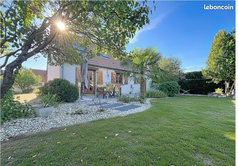 Maison 6 pièces 106 m² · à La Chaussée-Saint-Victor · 106 m² · 255 000 €