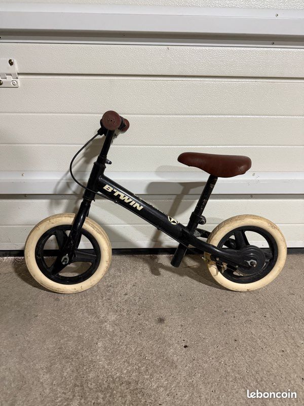 Draisienne B'TWIN noire – Idéale pour enfant 2-4 ans Vélos