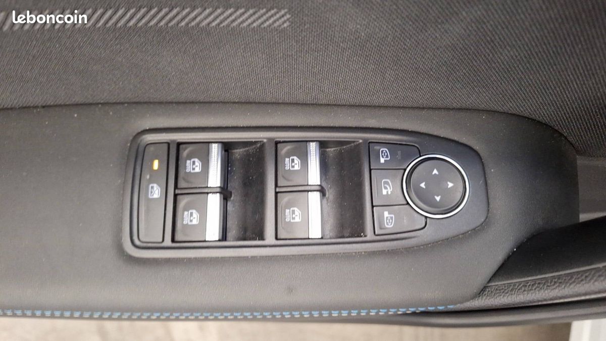 Renault captur mild hybrid 160 edc esprit alpine (image 18)