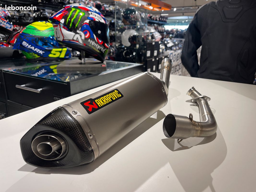 Ligne Echappement Complete Akrapovic Racing Titane Yamaha MT125/YZF-R125 (2019) (image 1)