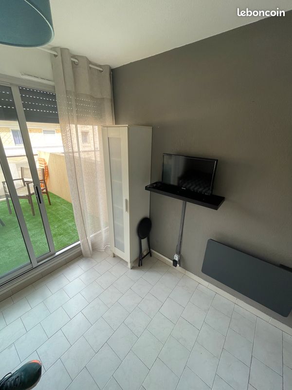 Appartement 1 pièce 16 m² · à Nîmes · 16 m² · 420 €