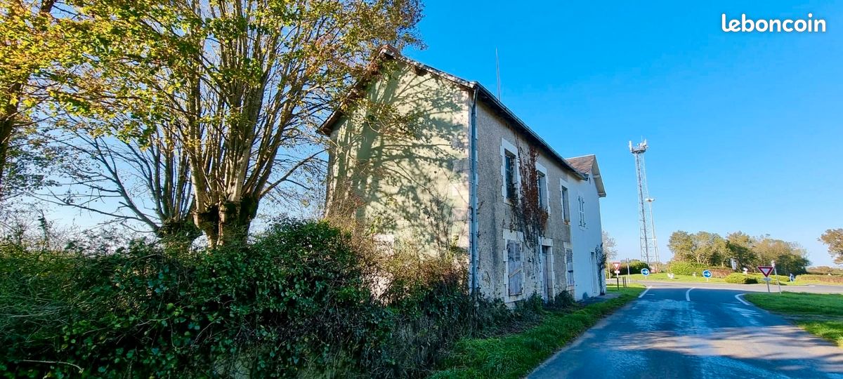 Maison 5 pièces 80 m² · à Coulonges-les-Hérolles · 80 m² · 25 000 €