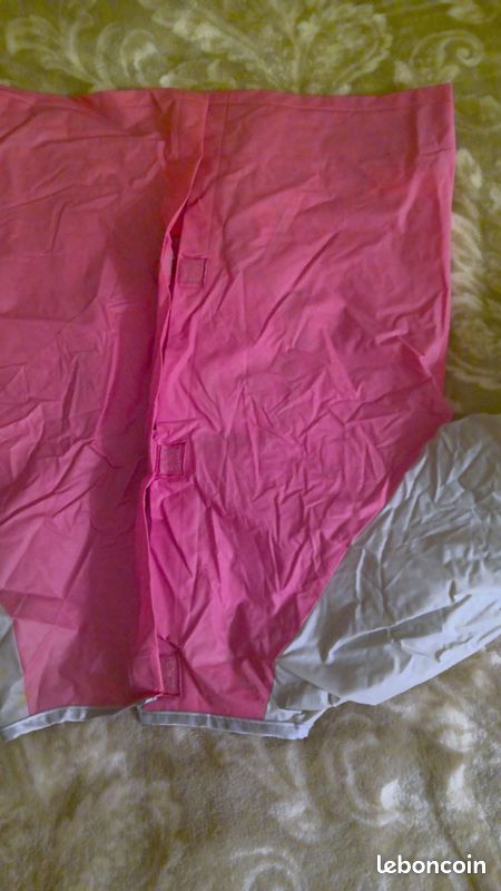 Blouse imperméable - Tablier HELLO KITTY -pour Peinture et activités salissantes (image 3)