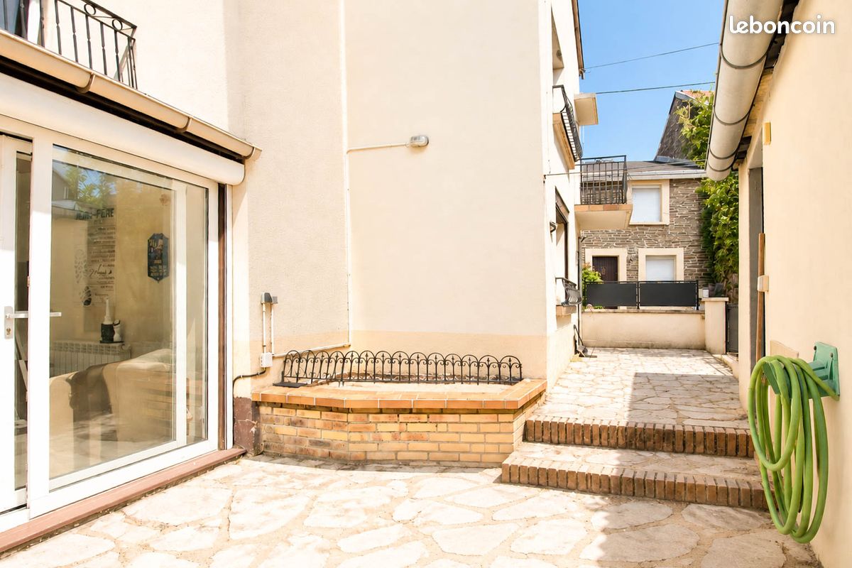 Maison 5 pièces 115 m² · à Bogny-sur-Meuse · 115 m² · 145 000 €