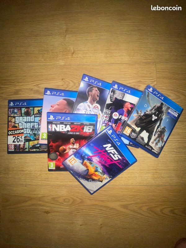 Ps4 + 7 jeux inclus (image 4)