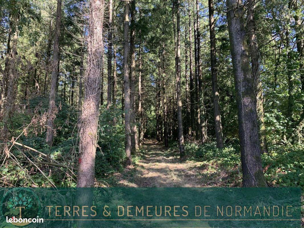 Terrain 1 pièce · à Vire Normandie · 66 000 €