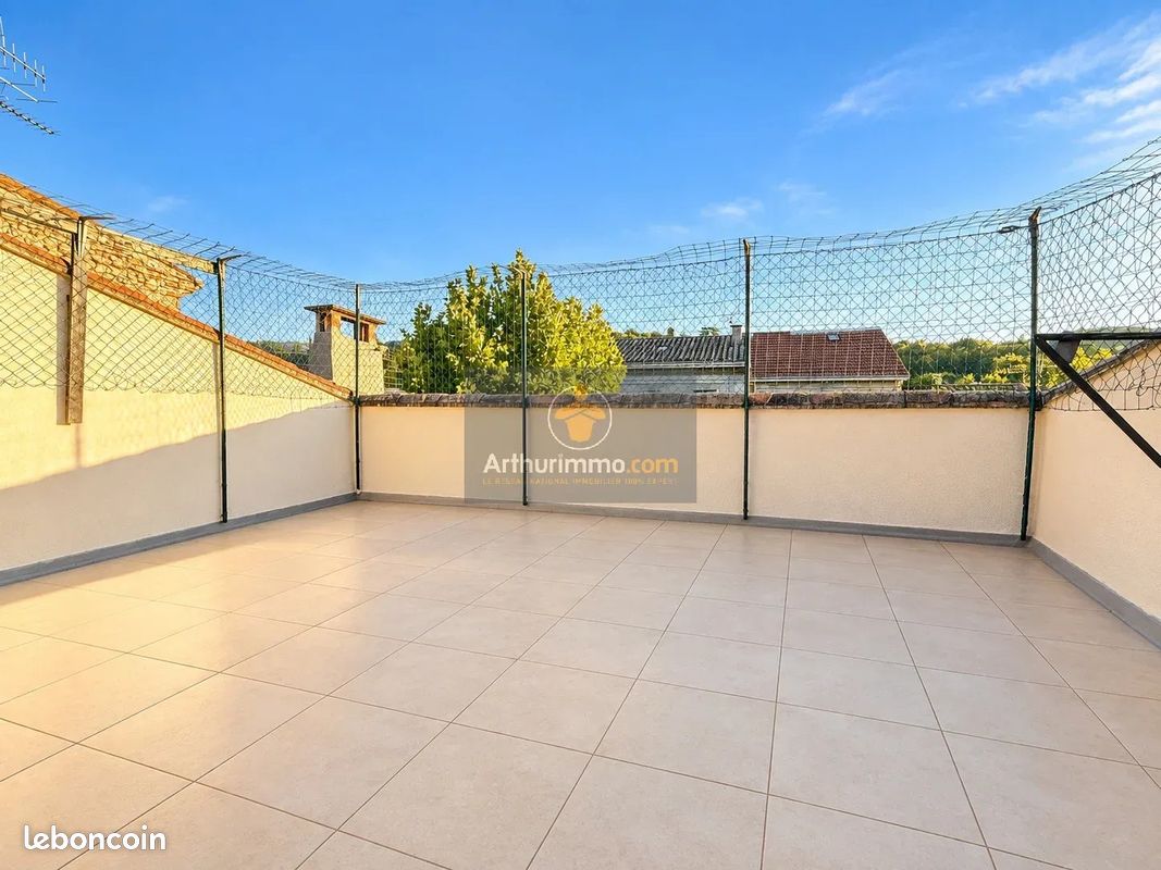 Appartement 4 pièces 91 m² · à Apt · 91 m² · 945 €/mois