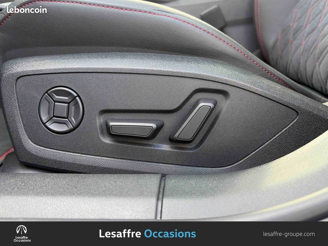 AUDI A6 Avant e-hybrid 299 ch S tronic 7 Quattro S line (image 18)