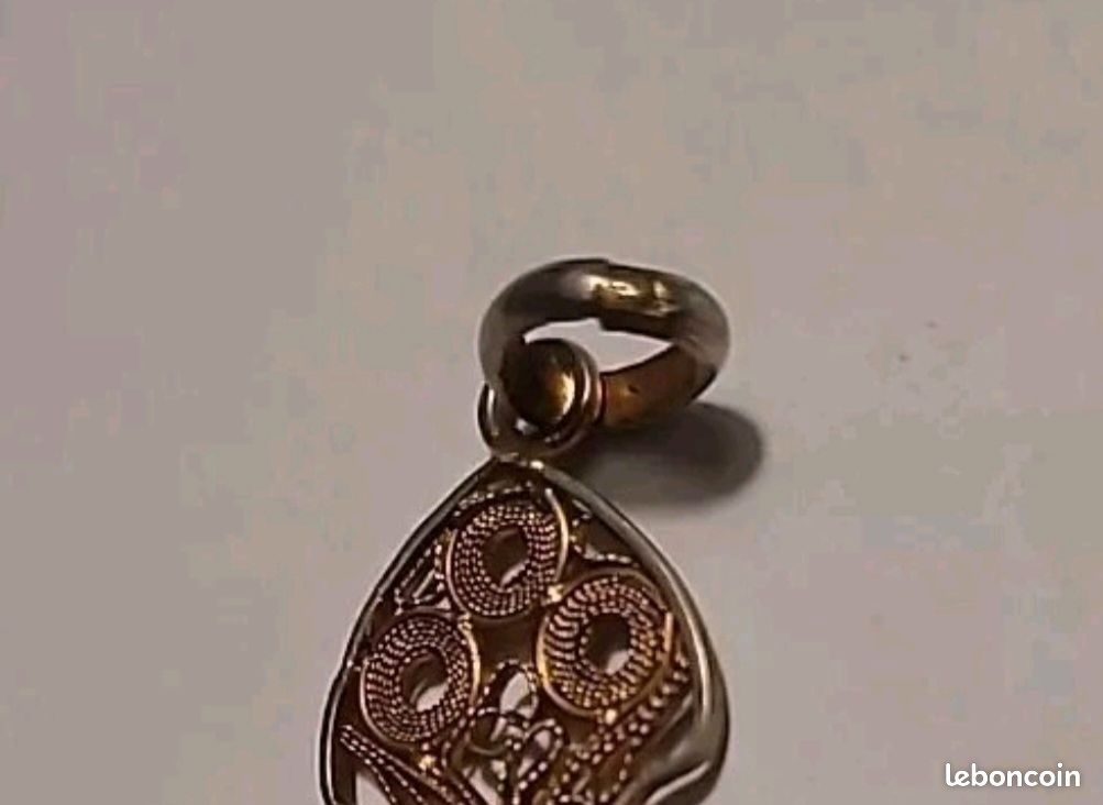Ancien Pendentif Filigrane Argent Médaille Sainte Anne D'Avray - Bijou Vintage - Occasion Parfait état