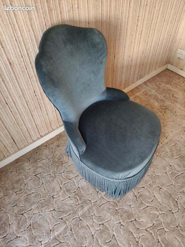 Chauffeuse (image 1)