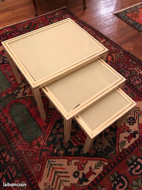 Tables gigognes vintages par Pierre Vandel 1970 (image 2)