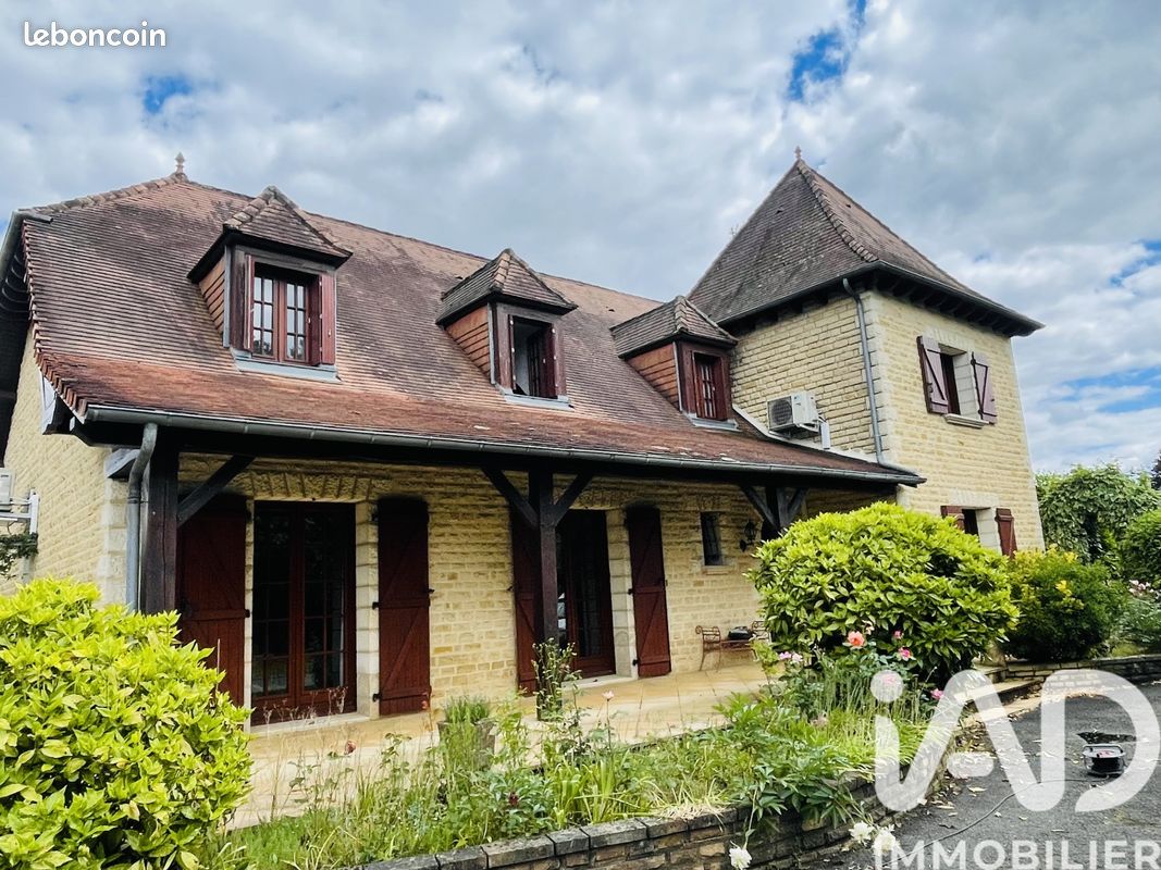 Maison 7 pièces 200 m² · à Allassac · 200 m² · 363 000 €