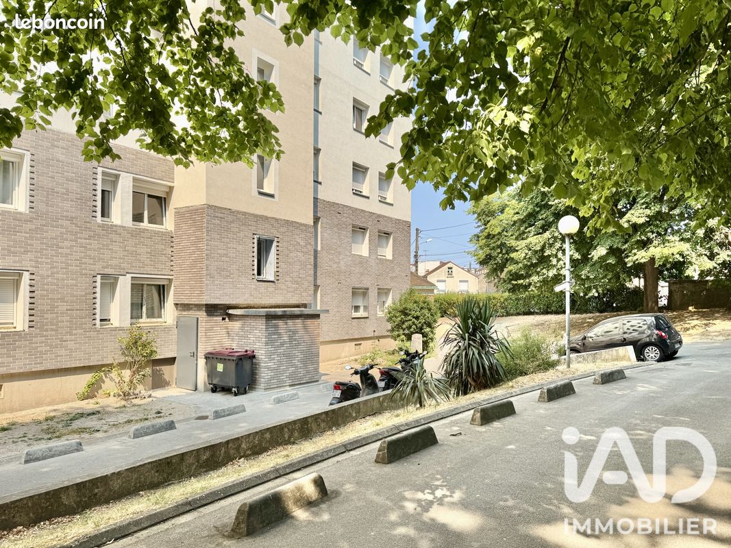 Appartement 4 pièces 60 m² · à Savigny-sur-Orge · 60 m² · 145 000 €