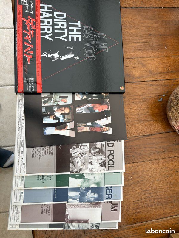 Laserdisc coffret Clint Eastwood (image 1)