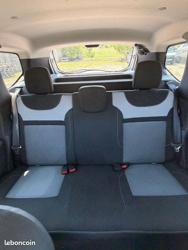 Dacia Duster Prestige 1.5 dCi – 2016 – 88 000 km – Garantie 6 mois incluse (image 12)