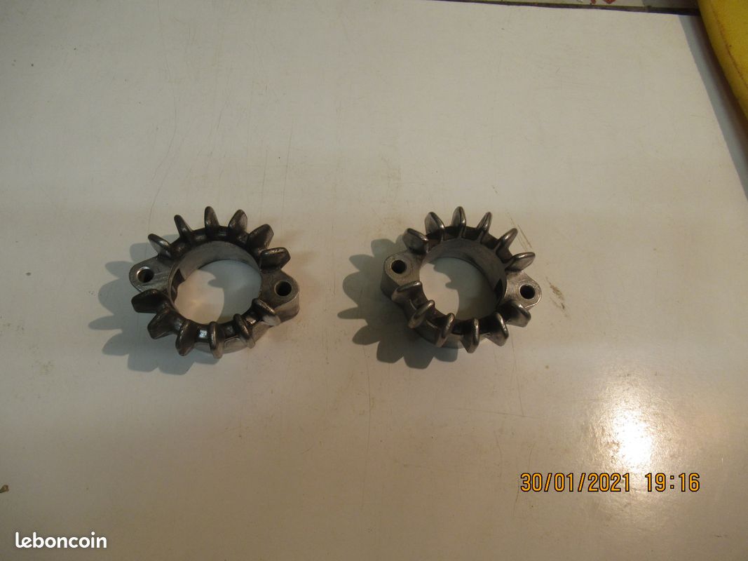 Ecrou de fixation d'échappement Moto de Ancienne (image 3)