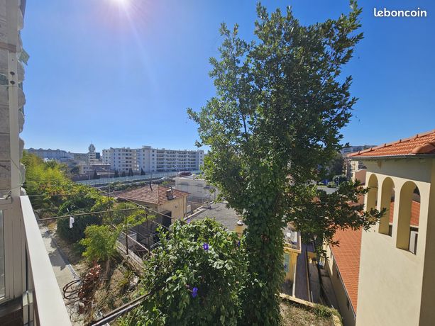 Maison 2 pièces 92 m² — 12