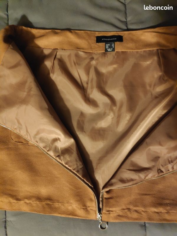 Mini-jupe taille 40 (image 4)