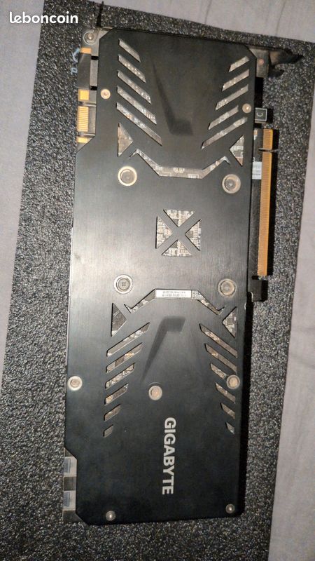 Gigabyte GTX 980 Ti (image 2)