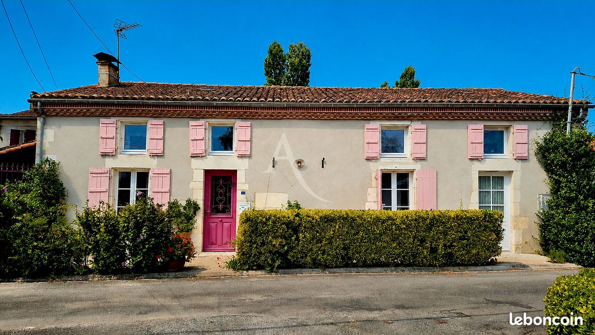 Maison 5 pièces 165 m² · à Écoyeux · 165 m² · 295 400 €