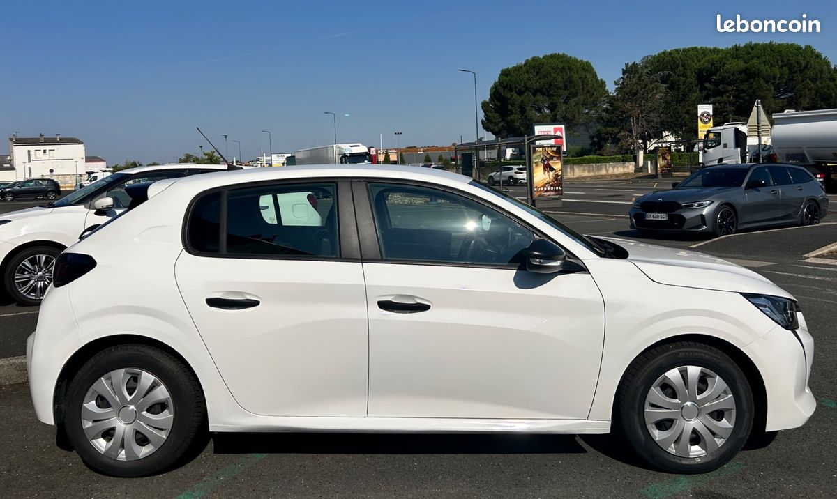 PEUGEOT 208 SOCIETE 1.5 BLUEHDI BVM6 100CH 7275HT CARPLAY - ENTRETIEN COMPLET PEUGEOT -REGULATEUR DE VITESSe (image 28)