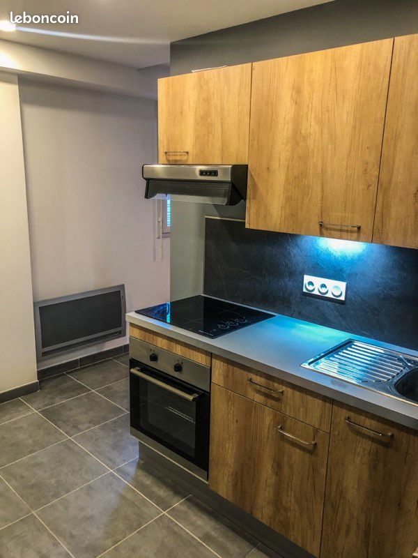 Appartement 1 pièce 25 m² · à Grenoble · 25 m² · 570 €