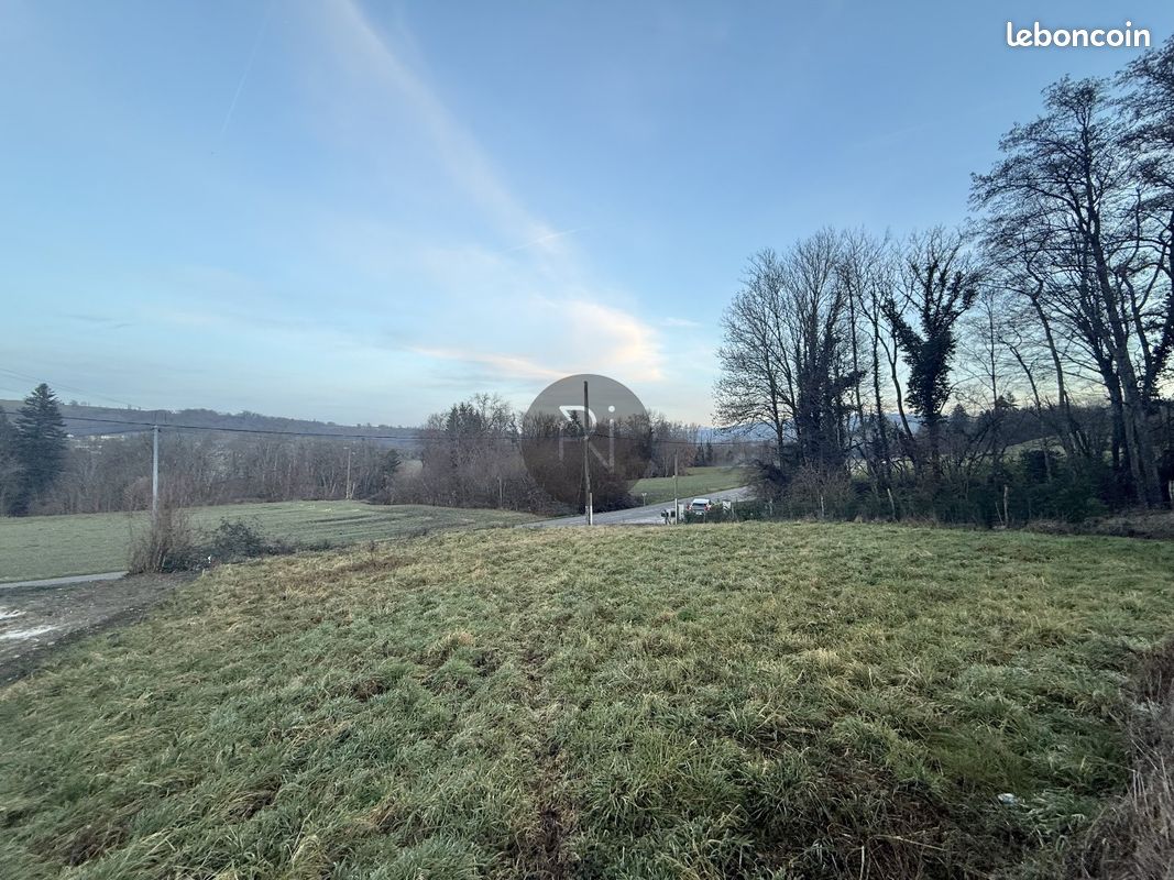 Terrain 490 m² · à Lornay · 128 000 €