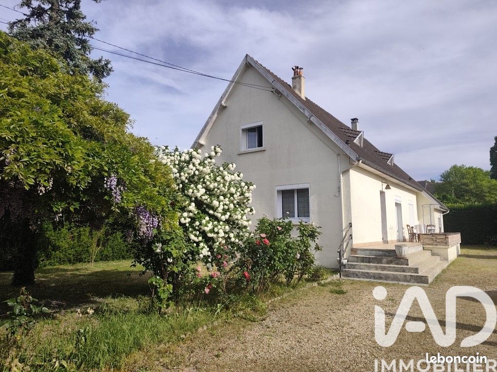 Maison 6 pièces 183 m² · à Neuillé-Pont-Pierre · 183 m² · 340 000 €