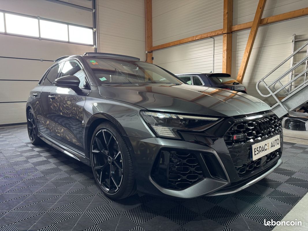AUDI RS3 SPORTBACK 2.5 TFSI 400 S tronic 7 Quattro (image 7)