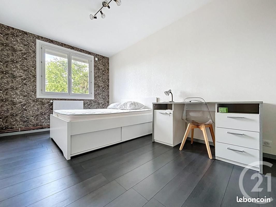Maison 1 pièce 12 m² · à Rochefort · 12 m² · 350 €/mois
