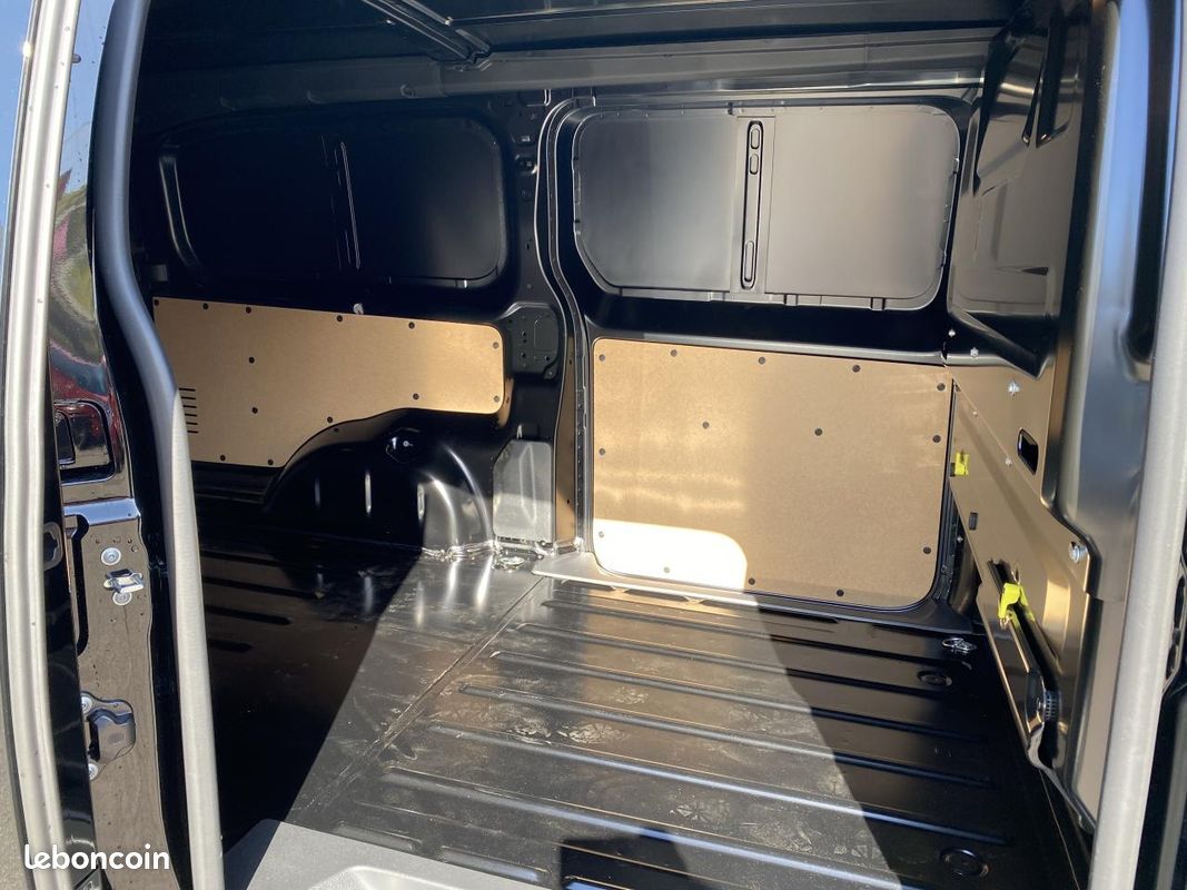 Citroen jumpy fourgon taille xl 2.2 bluehdi 180 eat8 attelage mixte / camera / main libre (image 10)