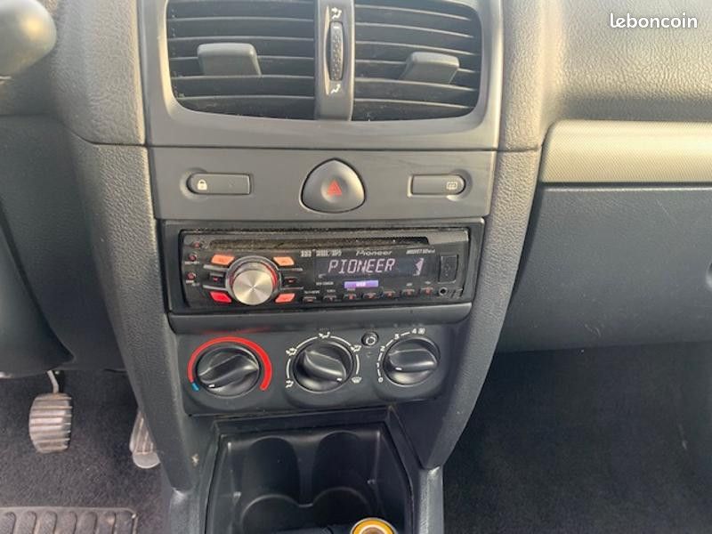 Renault Clio 1.2 (1149) 58ch Authentique 3p (image 10)