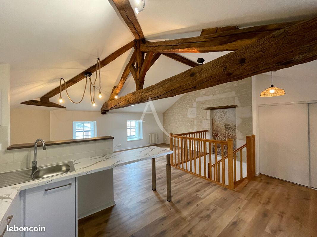 Appartement 3 pièces 78 m² · à Fontenay-le-Comte · 78 m² · 660 €/mois