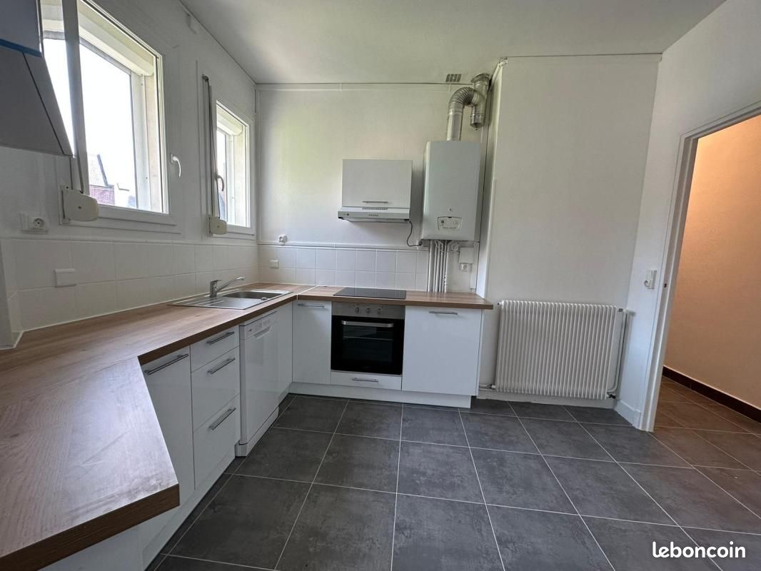 Appartement 3 pièces 74 m² · à Amiens · 74 m² · 899 €/mois