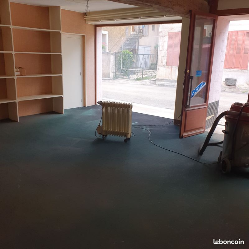Maison 5 pièces 106 m² · à Châtel-Censoir · 106 m² · 65 000 €