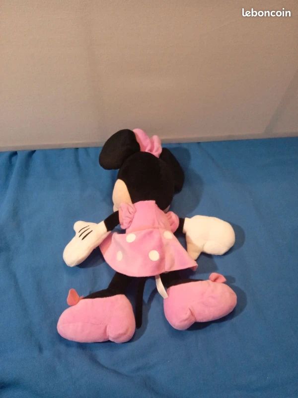 Peluche Minnie Disney grand modèle 35 cm (image 8)