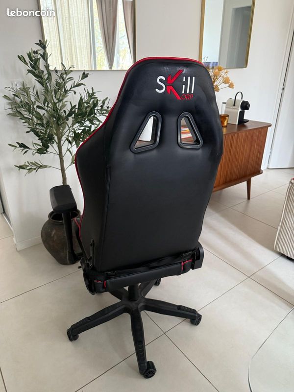 Chaise gaming SKILLKORP Ameublement