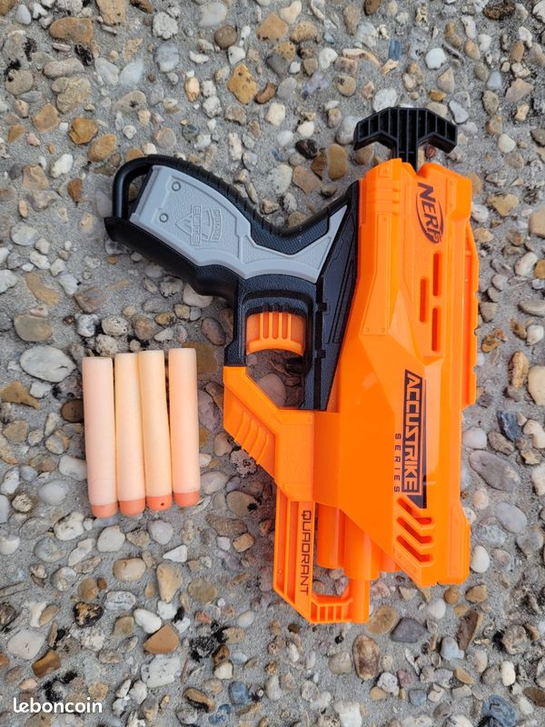 Pistolet Nerf Accustrike Quadrant (image 3)
