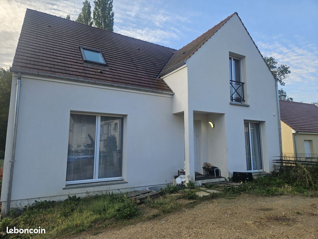 Maison 6 pièces 121 m² · au Val-Saint-Germain · 121 m² · 335 000 €