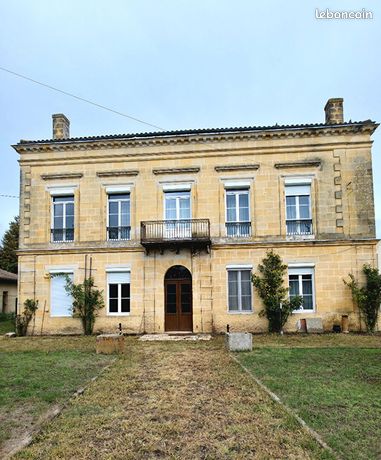 Propriété 8 pièces 359 m²