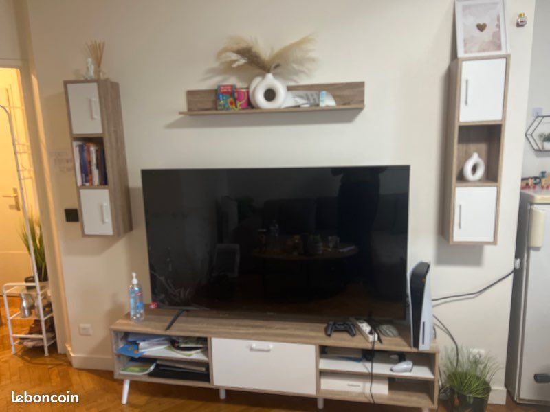 Meuble TV en bon / Excellent état – moderne et fonctionnel (image 1)