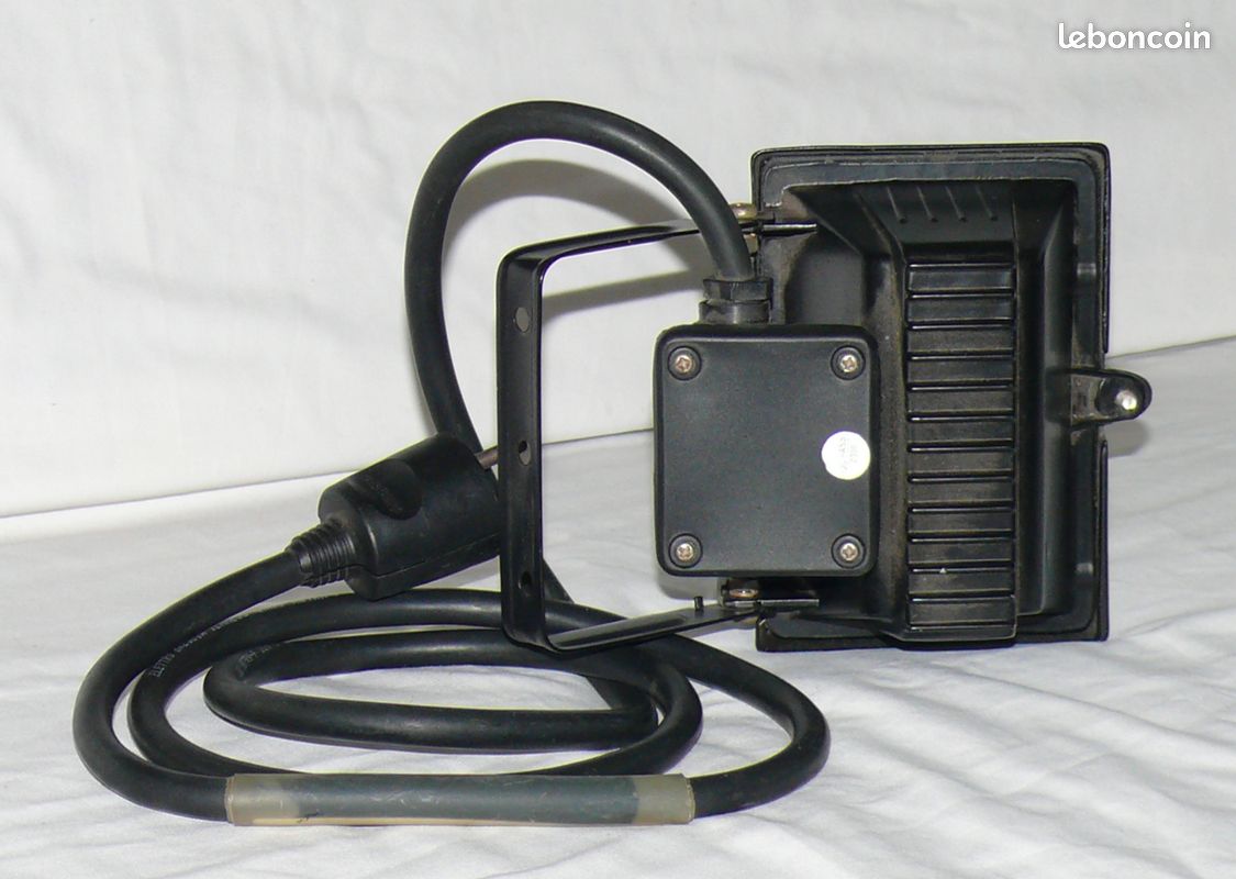 Projecteur halogène 150 W avec lampe (image 2)