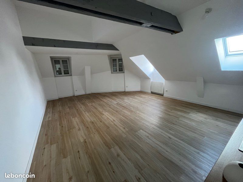 Appartement 3 pièces 68 m² · à Laval · 68 m² · 730 €