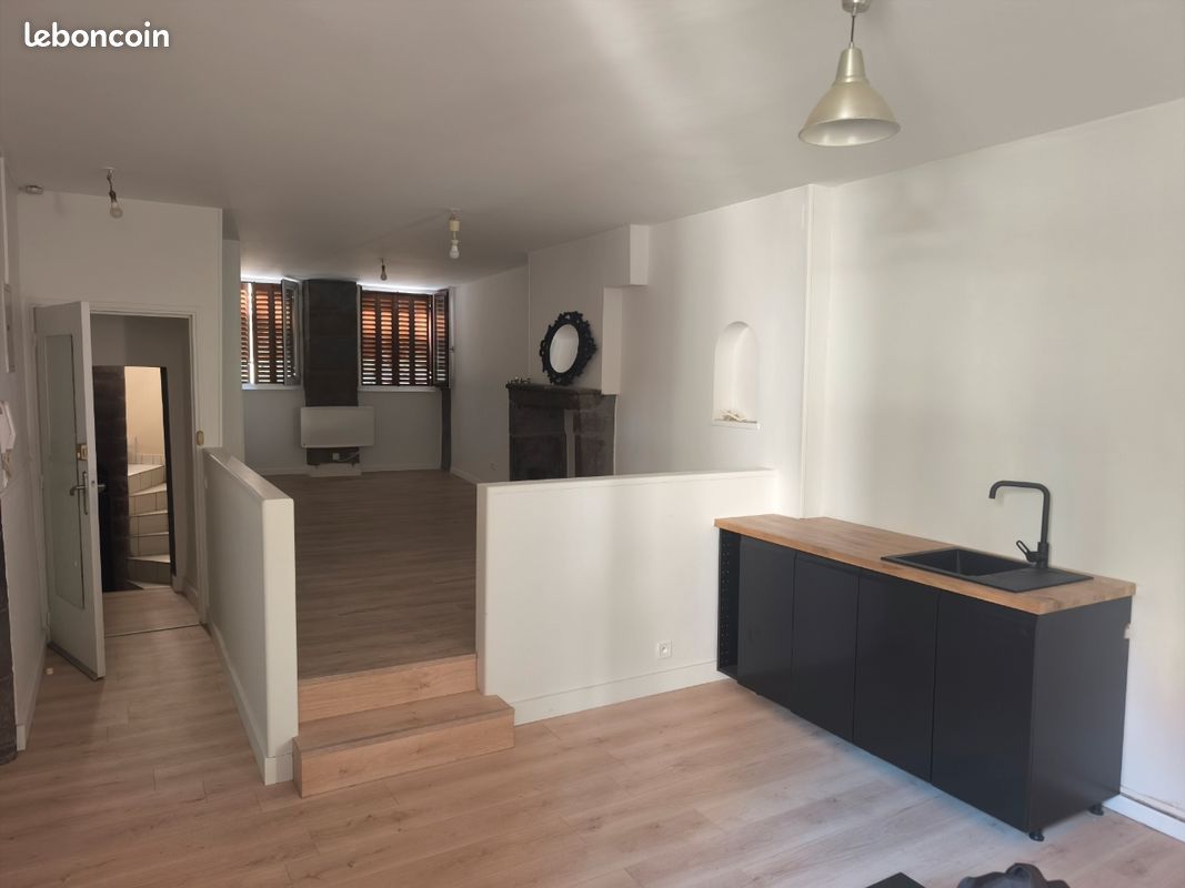 Appartement 2 pièces 49 m² · à Clermont-Ferrand · 49 m² · 630 €