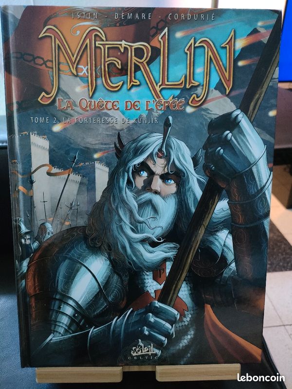 BD_Merlin/la quête de l'épée T2:"la forteresse de kunjir" de Istin,Demare et Cordurié (image 1)