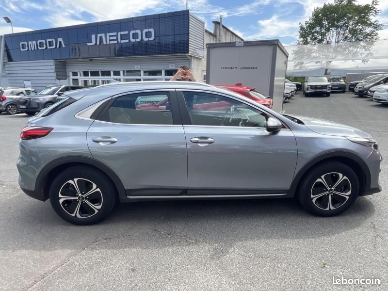 Kia XCeed 1.6 GDi 105ch + Plug-In 60.5ch Active DCT6 MY22 (image 4)