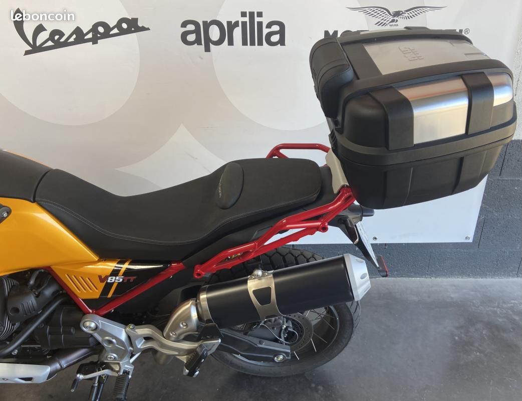 Moto Guzzi V85 TT 850 2024 (image 8)