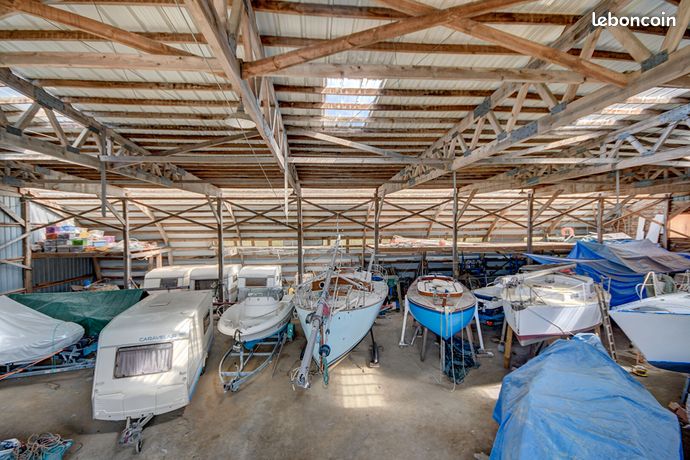 Espace de stockage et hivernage - à partir de 3/m² TTC mensuel