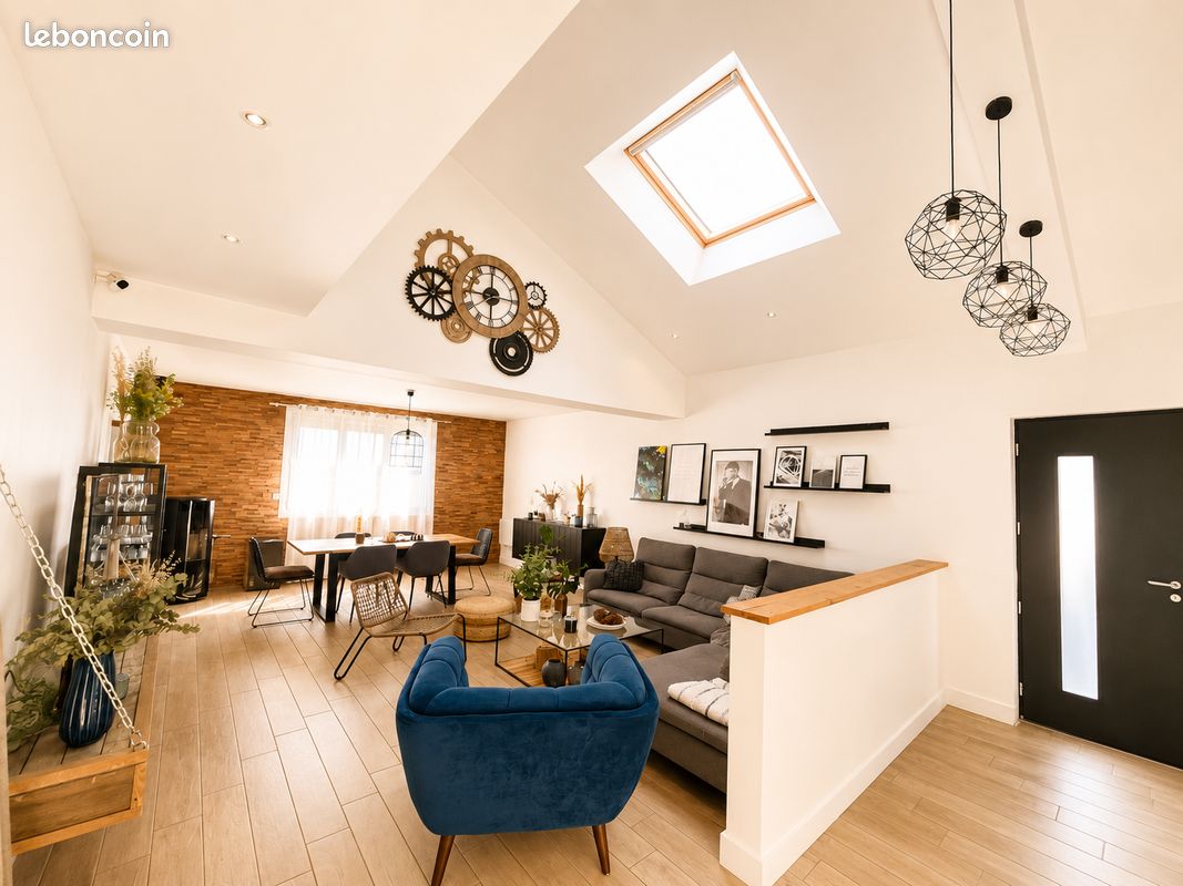 Maison 5 pièces 141 m² · à Pont-Saint-Martin · 141 m² · 349 000 €