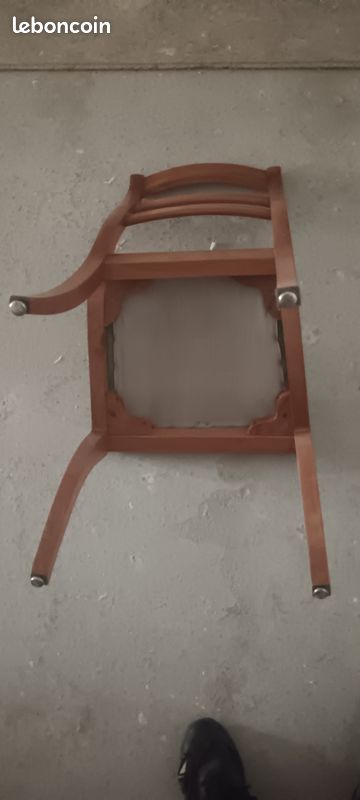 Chaises (image 2)